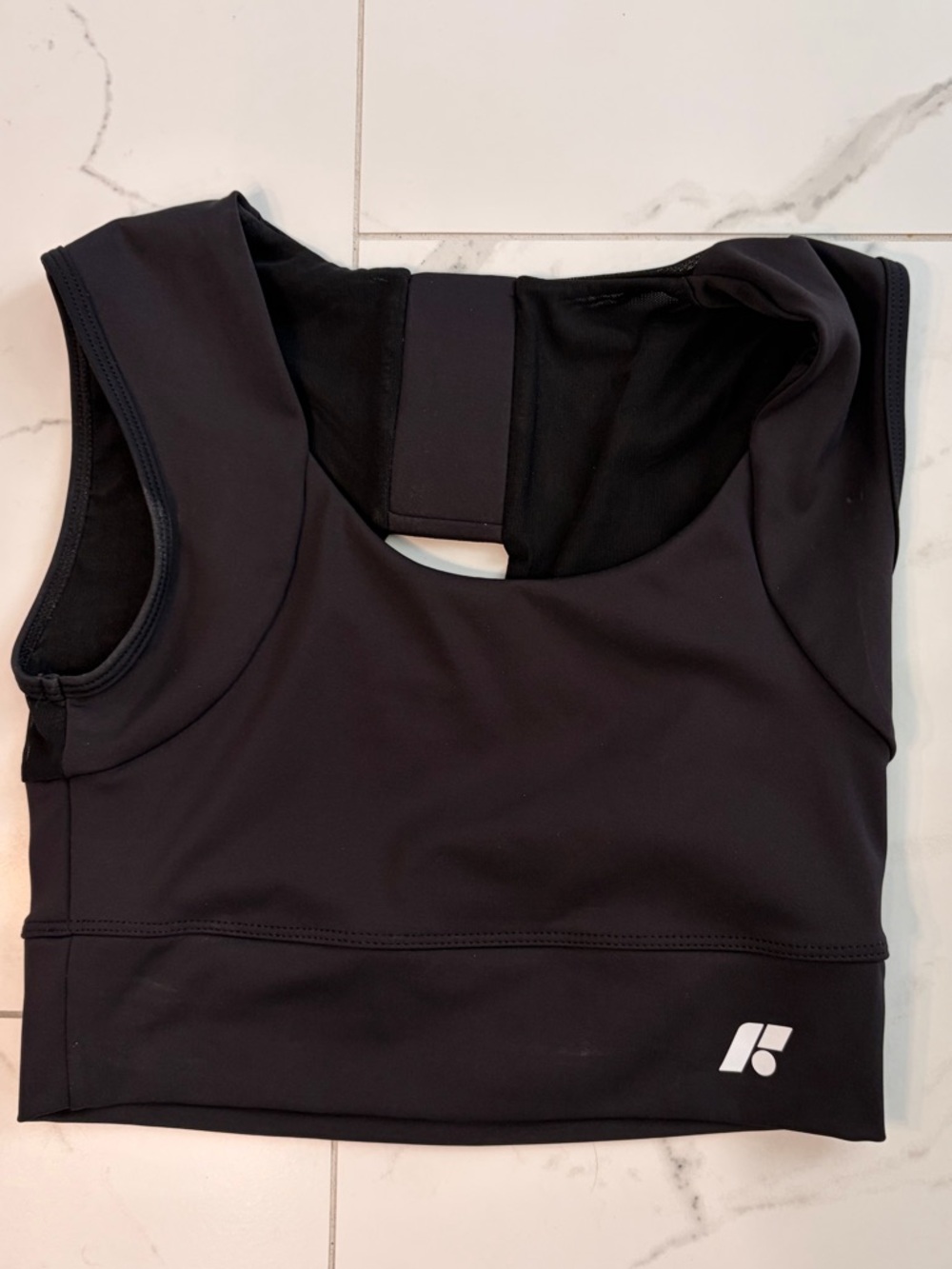 FORME - Medium Black - same one Taylor Swift wears! Pristine condition